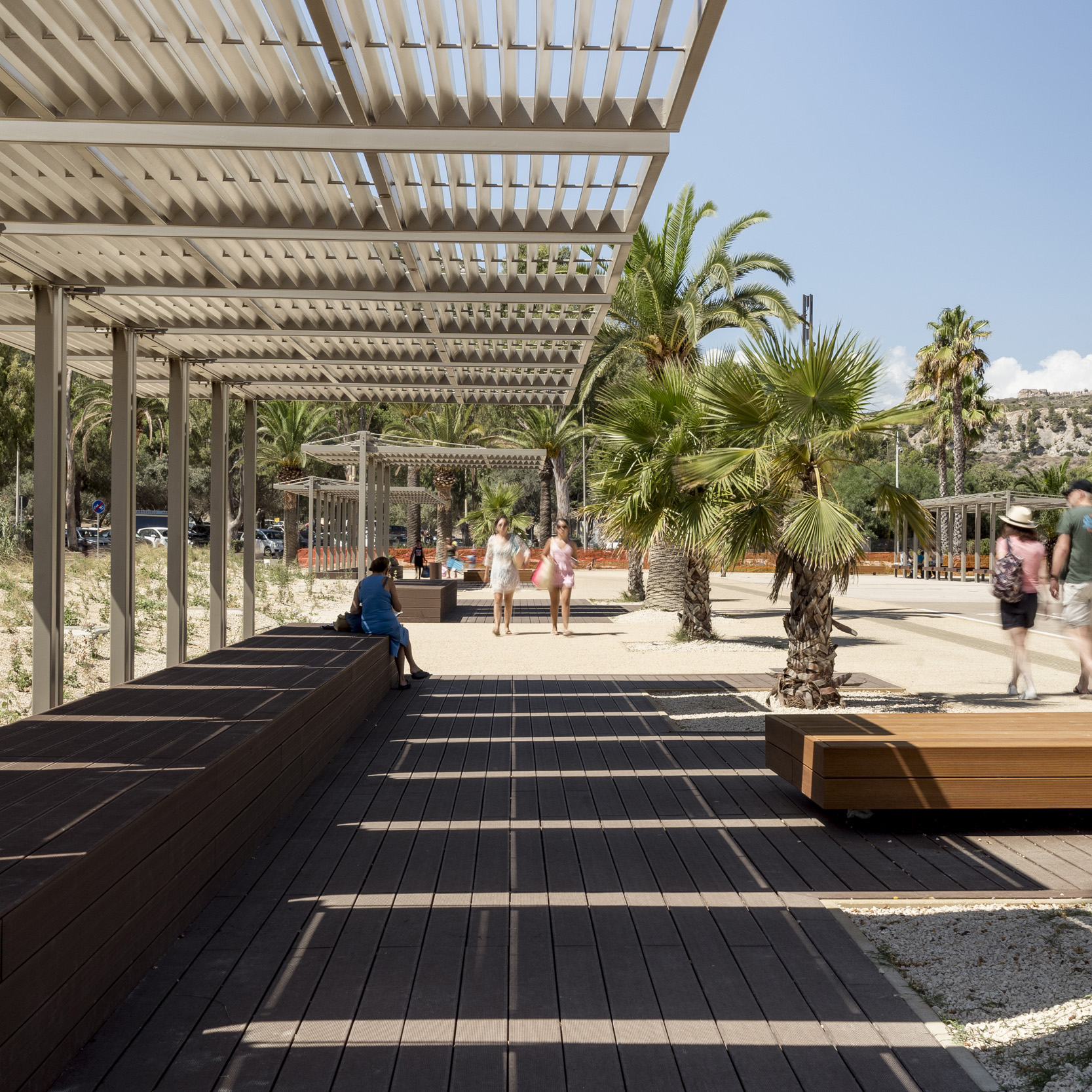 CAGLIARI. RIQUALIFICAZIONE DELLA PIAZZA DEGLI ARCIPELAGHI